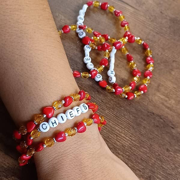 Sweetheart — Heart Bead Bracelet